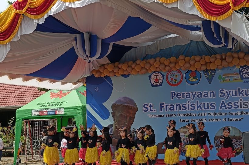 Pesta Santo Fransiskus Asisi Santa Maria Banjarmasin : Hari Ketiga